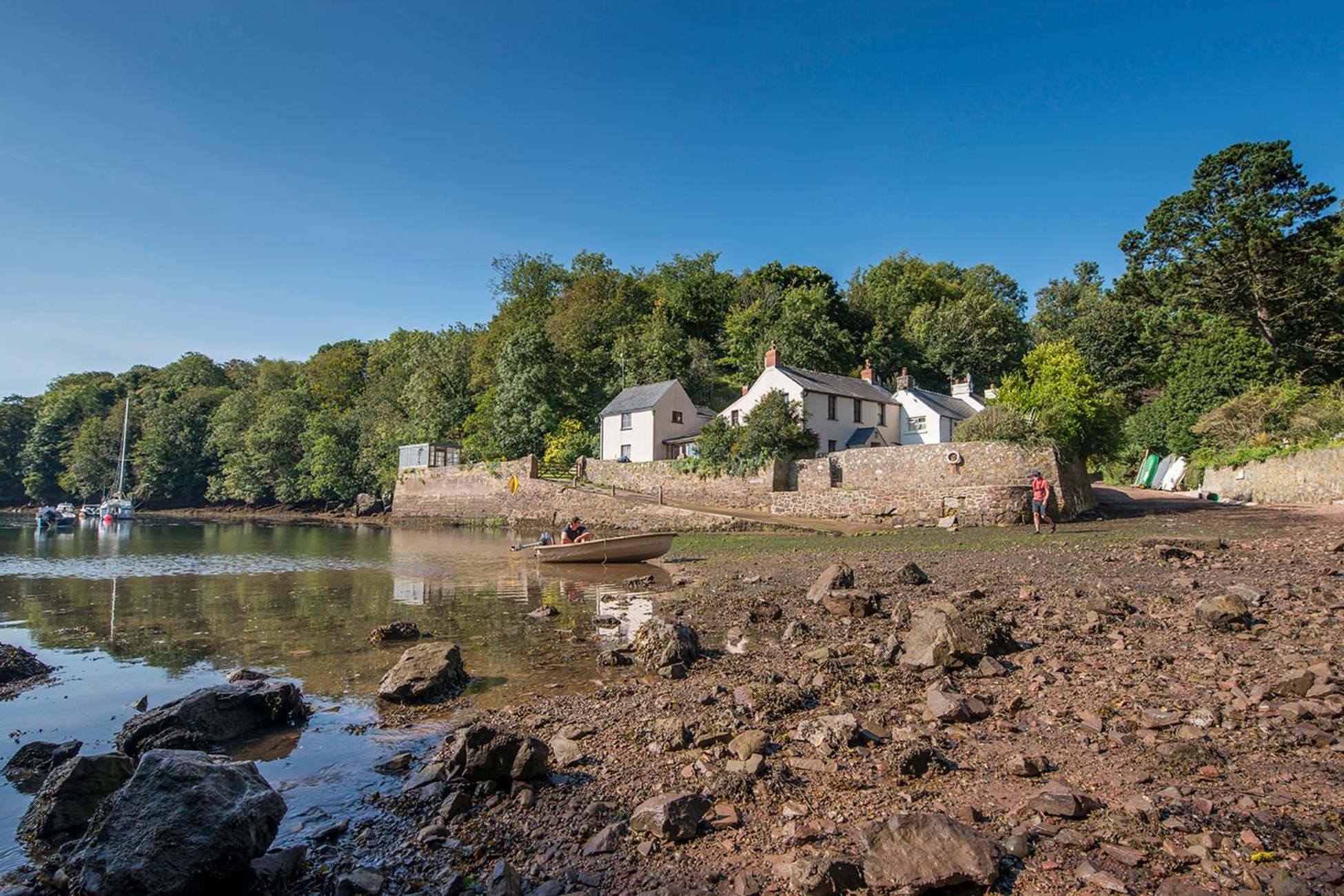 Sloop Inn Cottage ハバーフォードウェスト エクステリア 写真